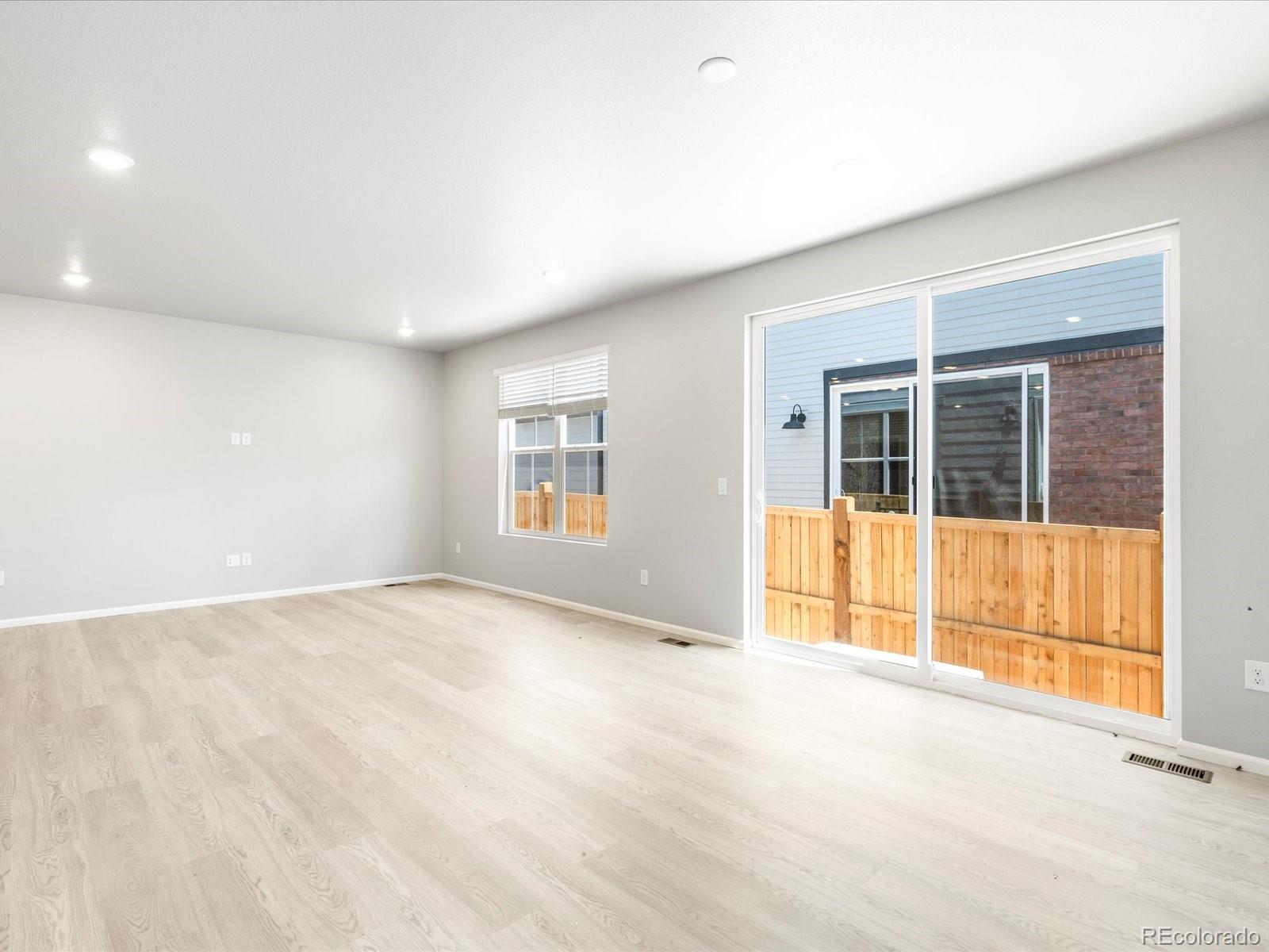 MLS Image #15 for 22495 e 7th place,aurora, Colorado