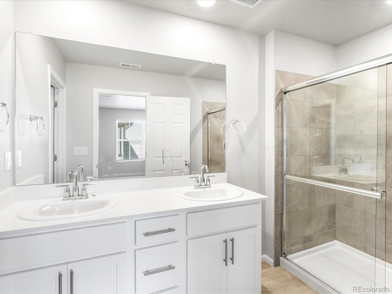 MLS Image #19 for 22495 e 7th place,aurora, Colorado