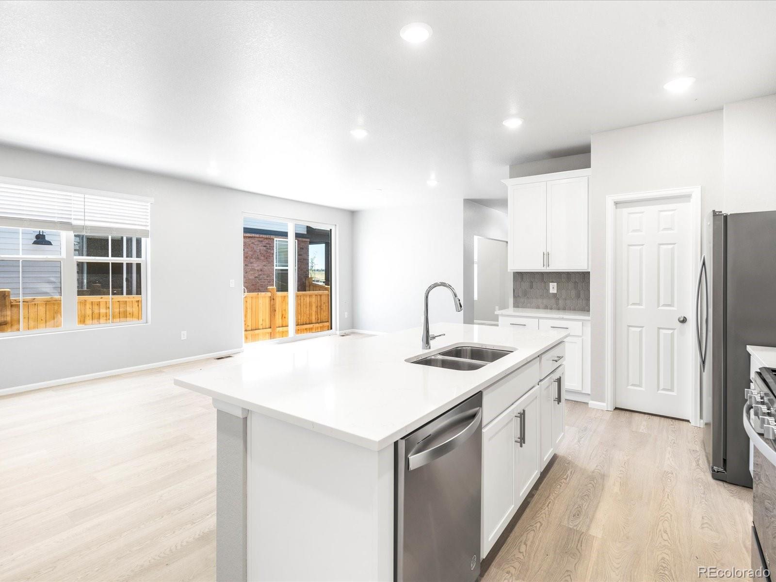 MLS Image #9 for 22495 e 7th place,aurora, Colorado