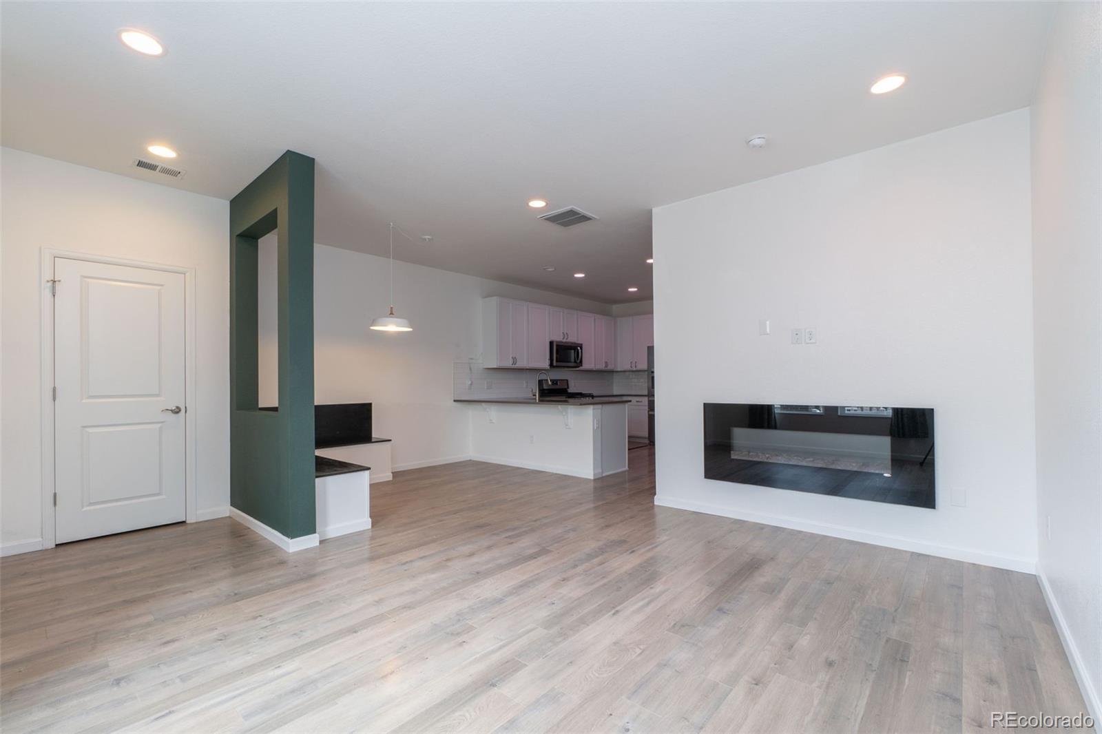 MLS Image #4 for 15443 w 65th avenue,arvada, Colorado