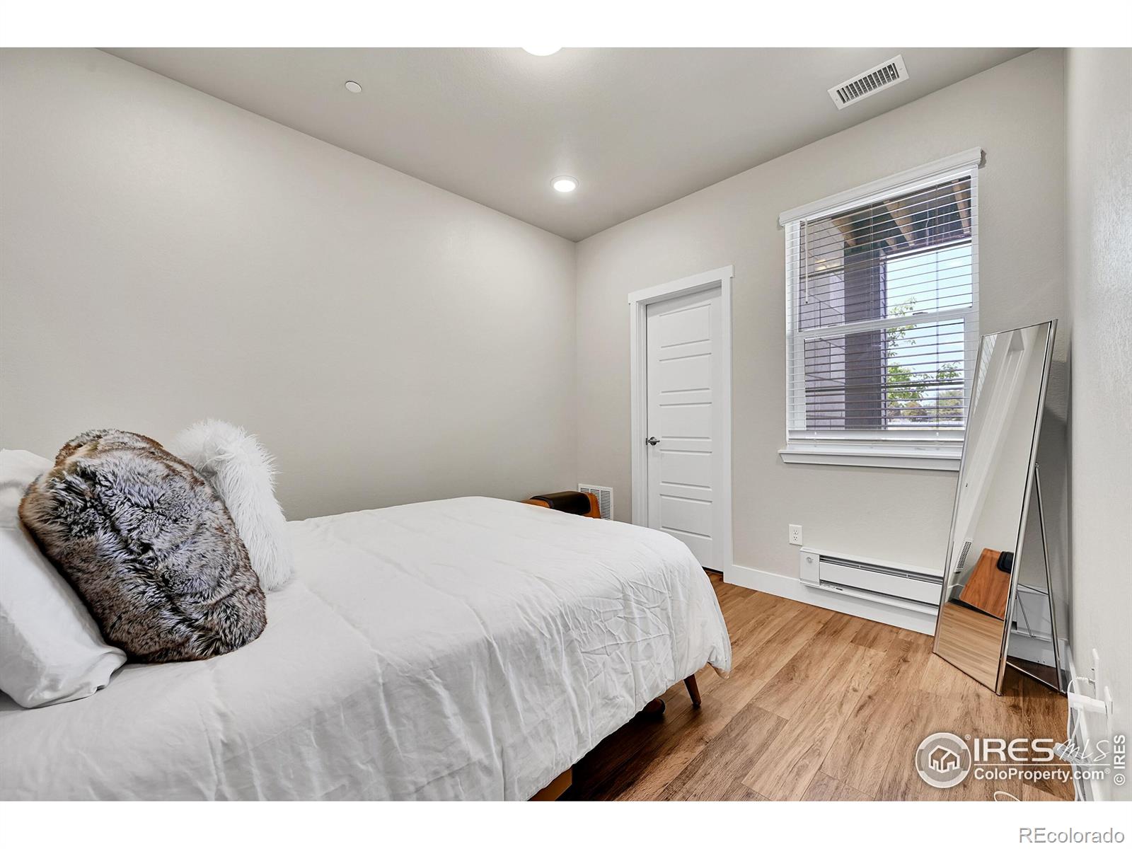 MLS Image #16 for 1575 w 68th avenue,denver, Colorado