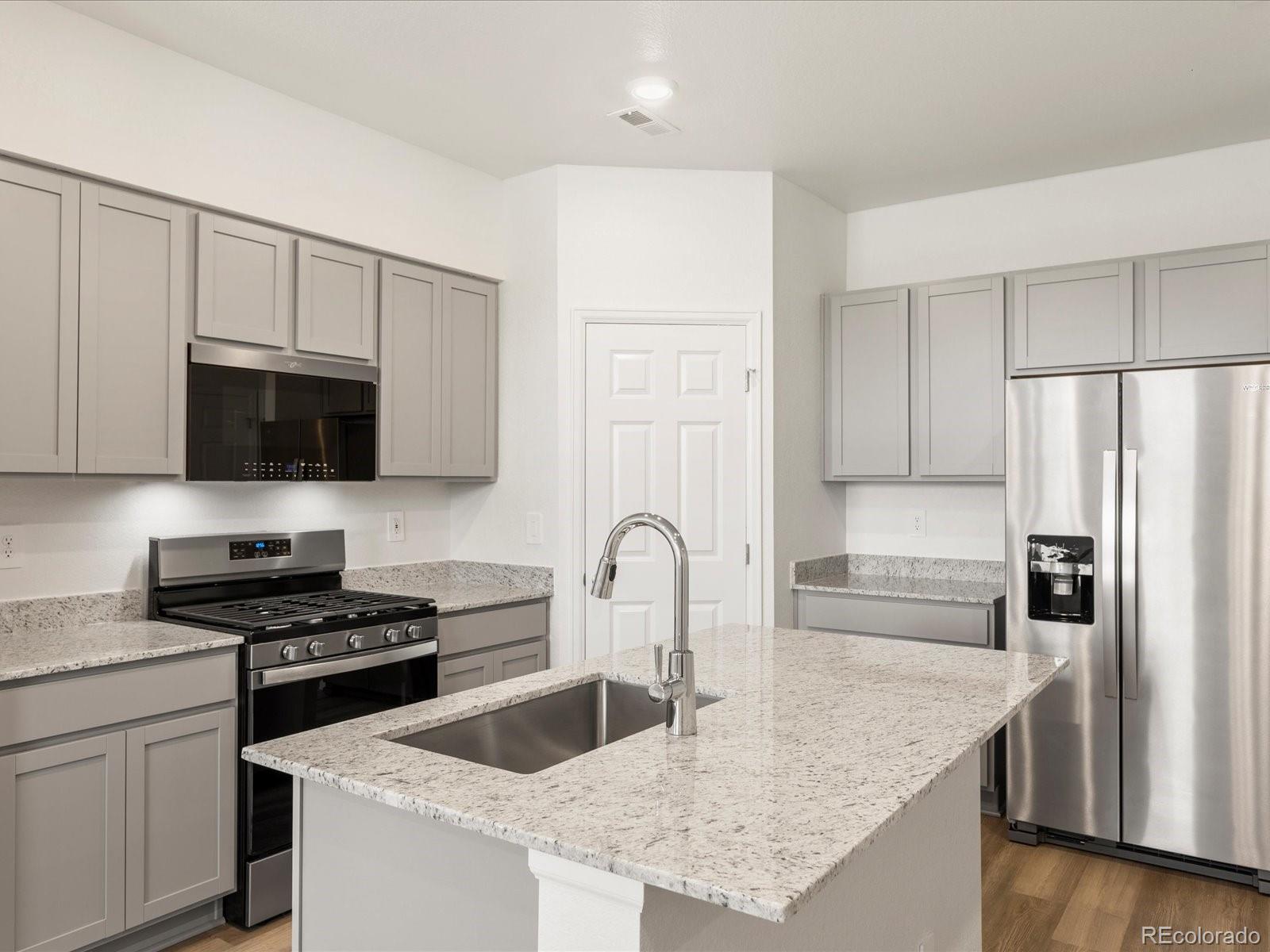 MLS Image #5 for 1620  riverplace drive,windsor, Colorado