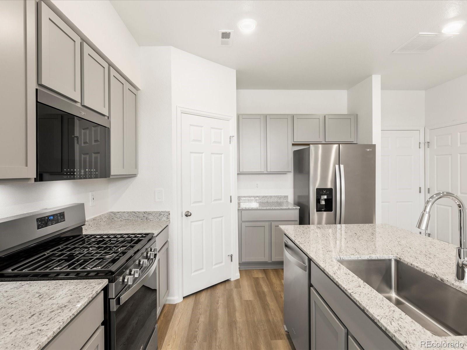 MLS Image #6 for 1620  riverplace drive,windsor, Colorado