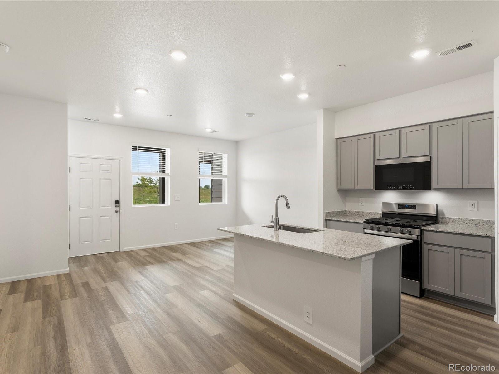 MLS Image #7 for 1620  riverplace drive,windsor, Colorado