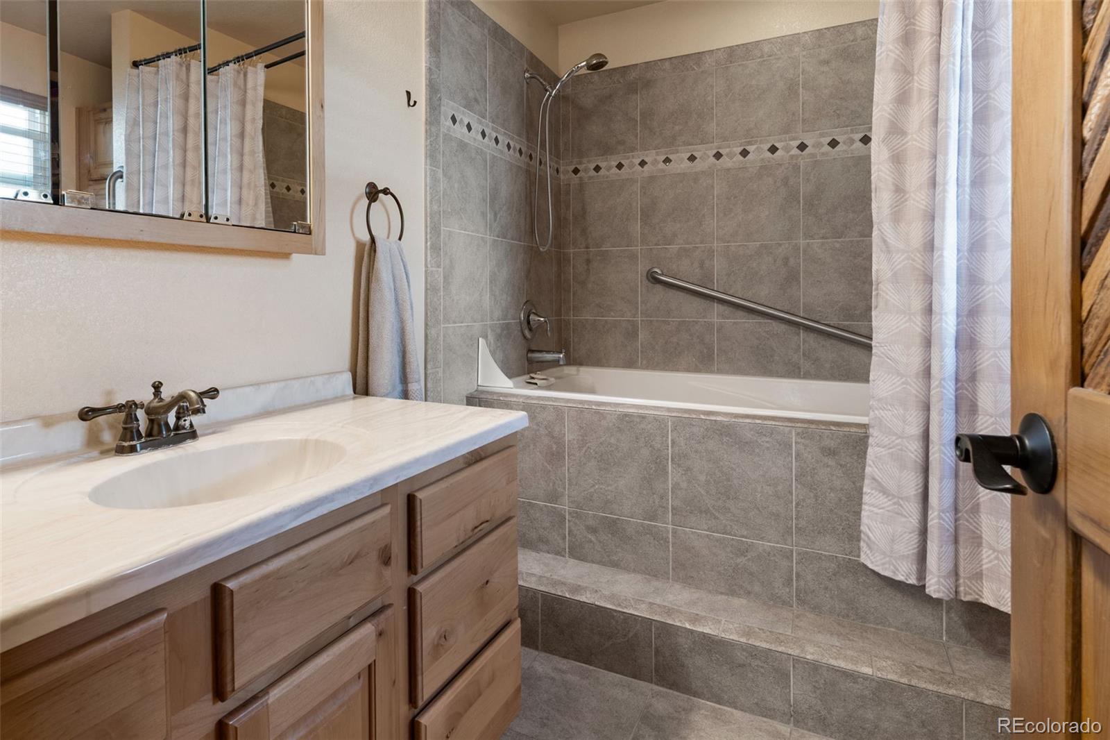 MLS Image #16 for 20995  county road 28 ,hudson, Colorado
