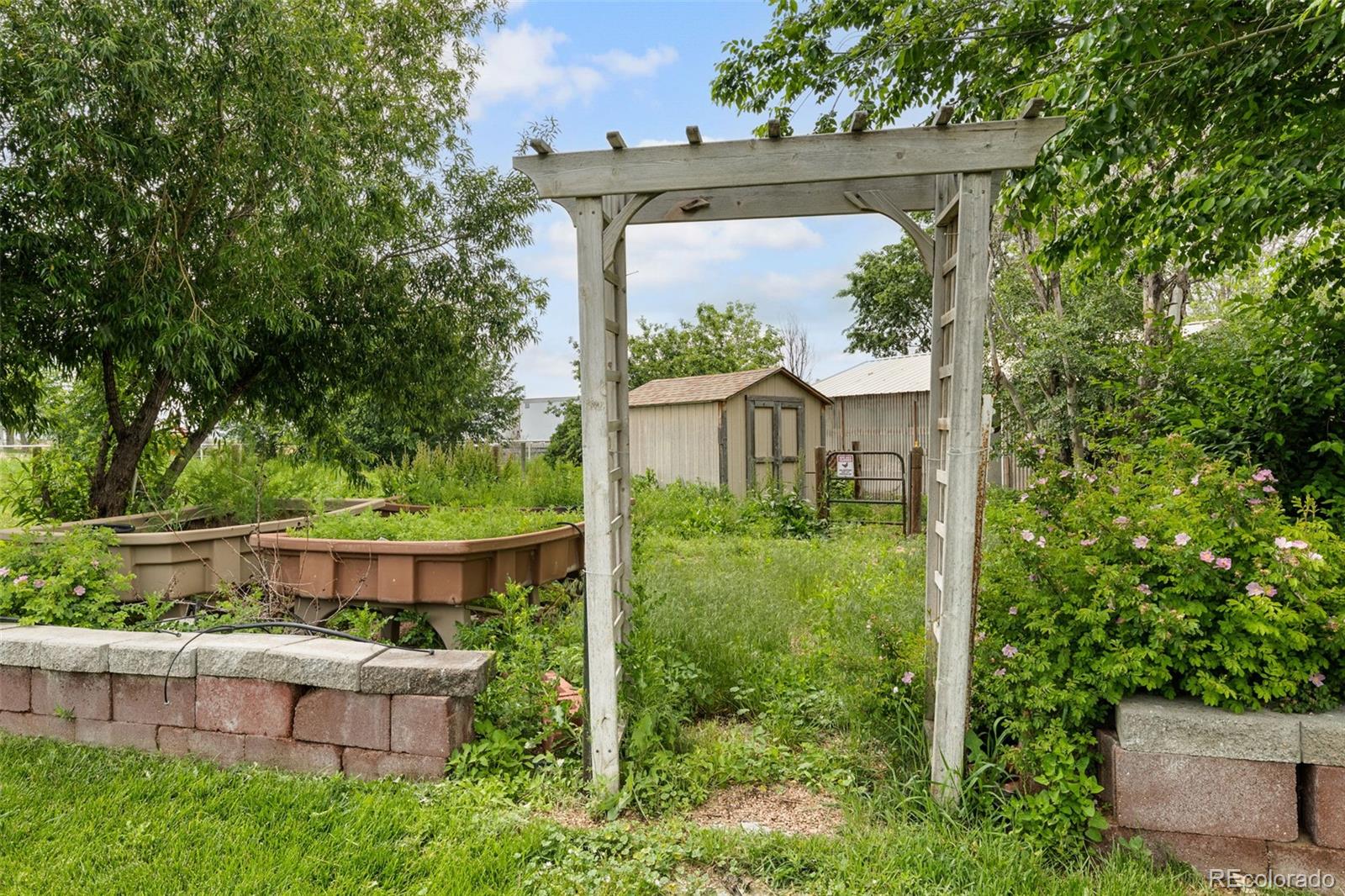 MLS Image #26 for 20995  county road 28 ,hudson, Colorado