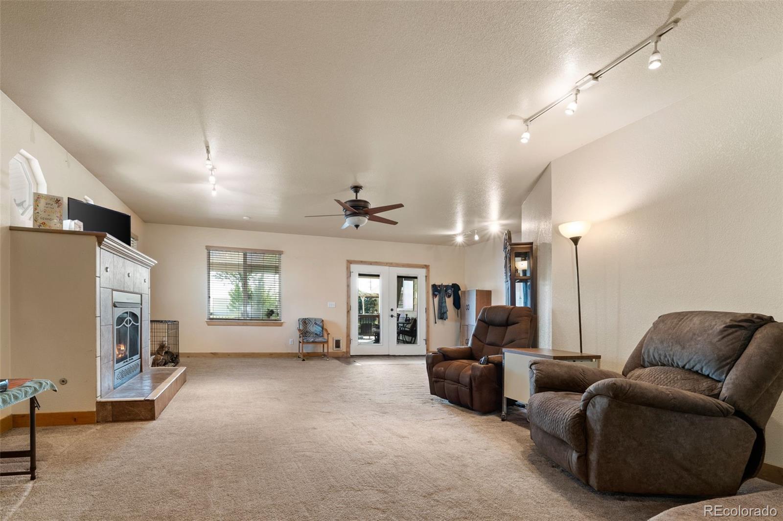 MLS Image #7 for 20995  county road 28 ,hudson, Colorado
