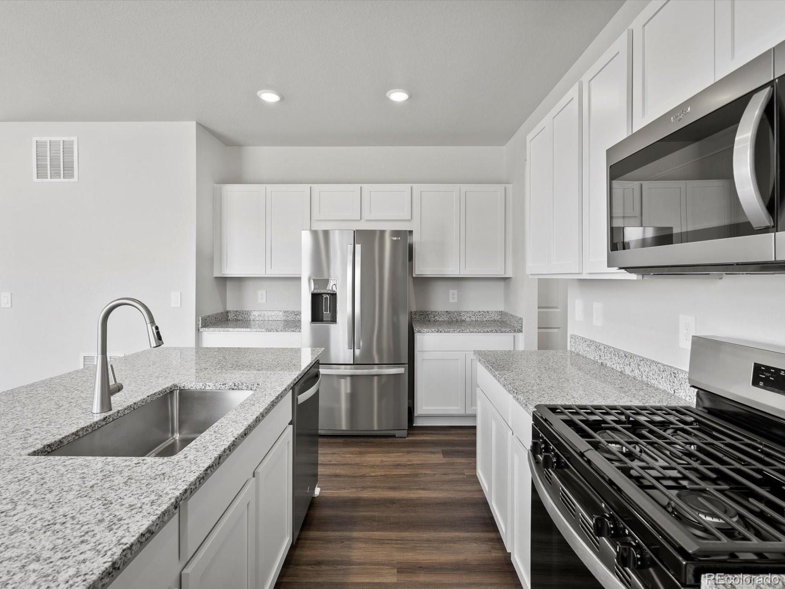 MLS Image #14 for 1023  odessa lake road,severance, Colorado