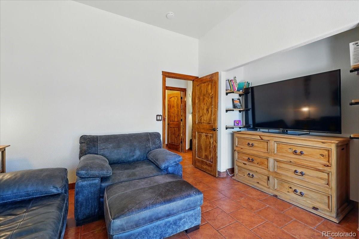 MLS Image #20 for 321  bowie road,penrose, Colorado