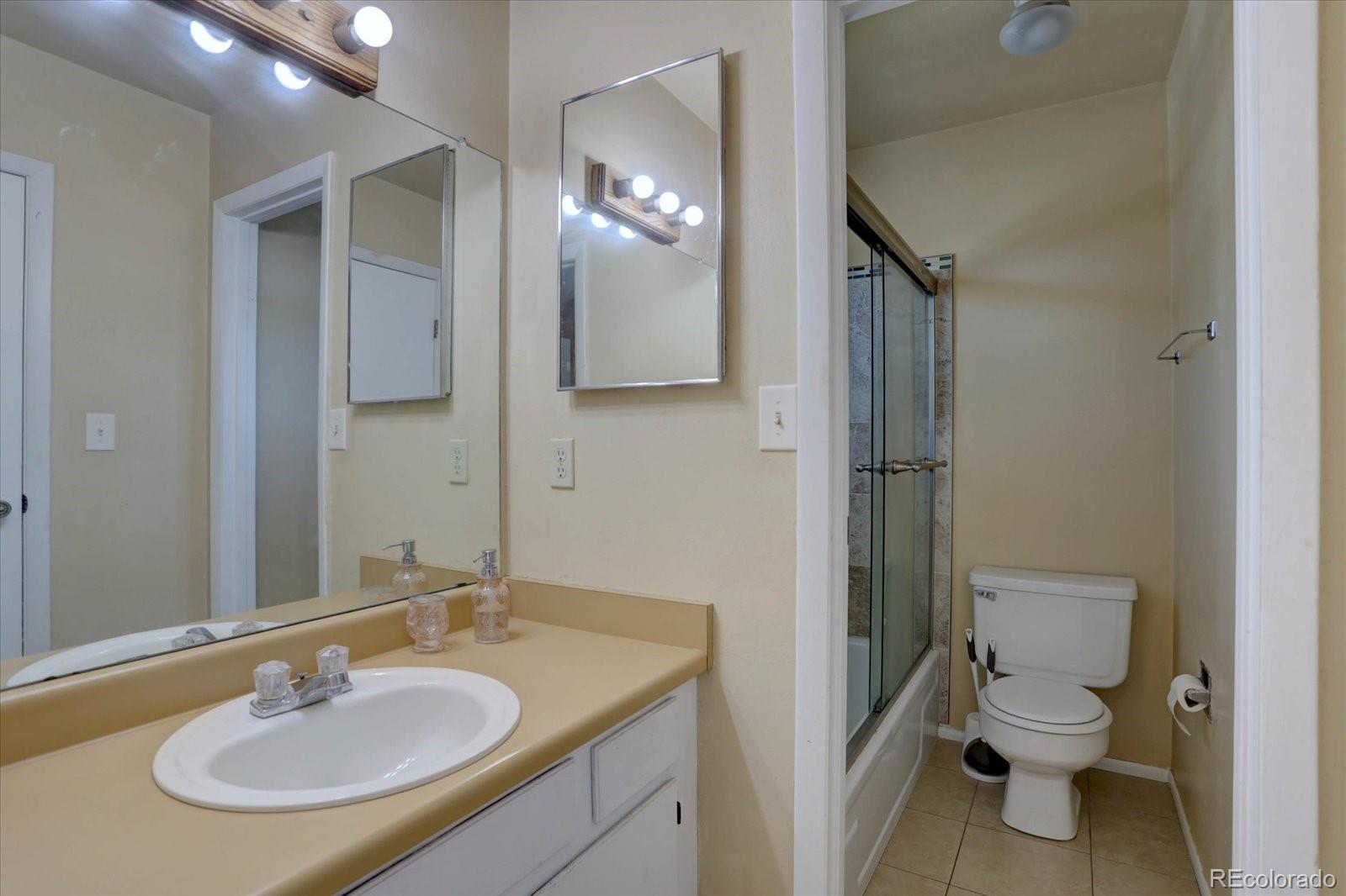 MLS Image #13 for 562 w crestline circle 7d,littleton, Colorado