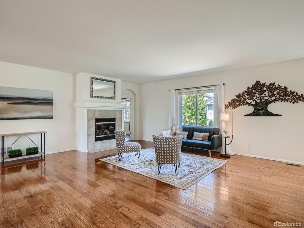 MLS Image #3 for 7746 s valdai court,aurora, Colorado