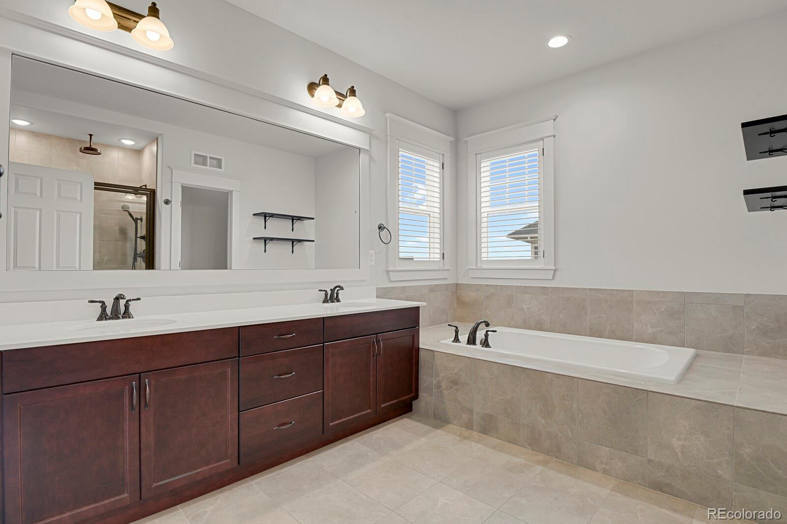 MLS Image #19 for 9353  middle fork street,littleton, Colorado