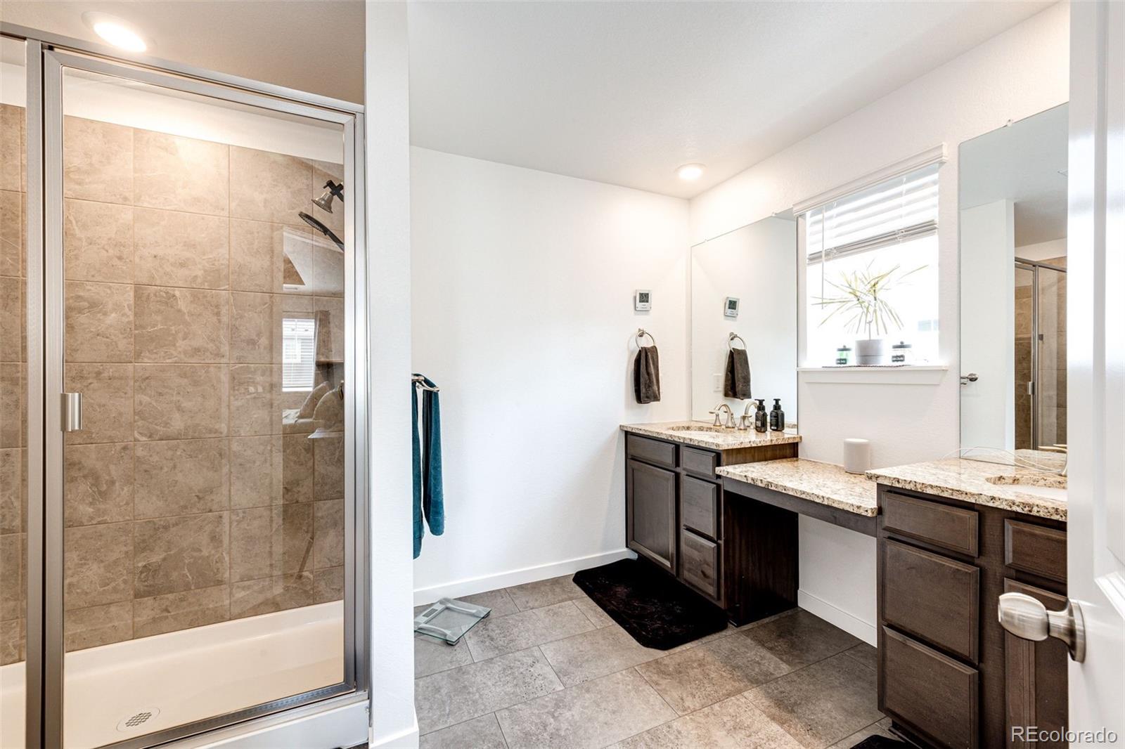 MLS Image #19 for 985 s elk way,aurora, Colorado
