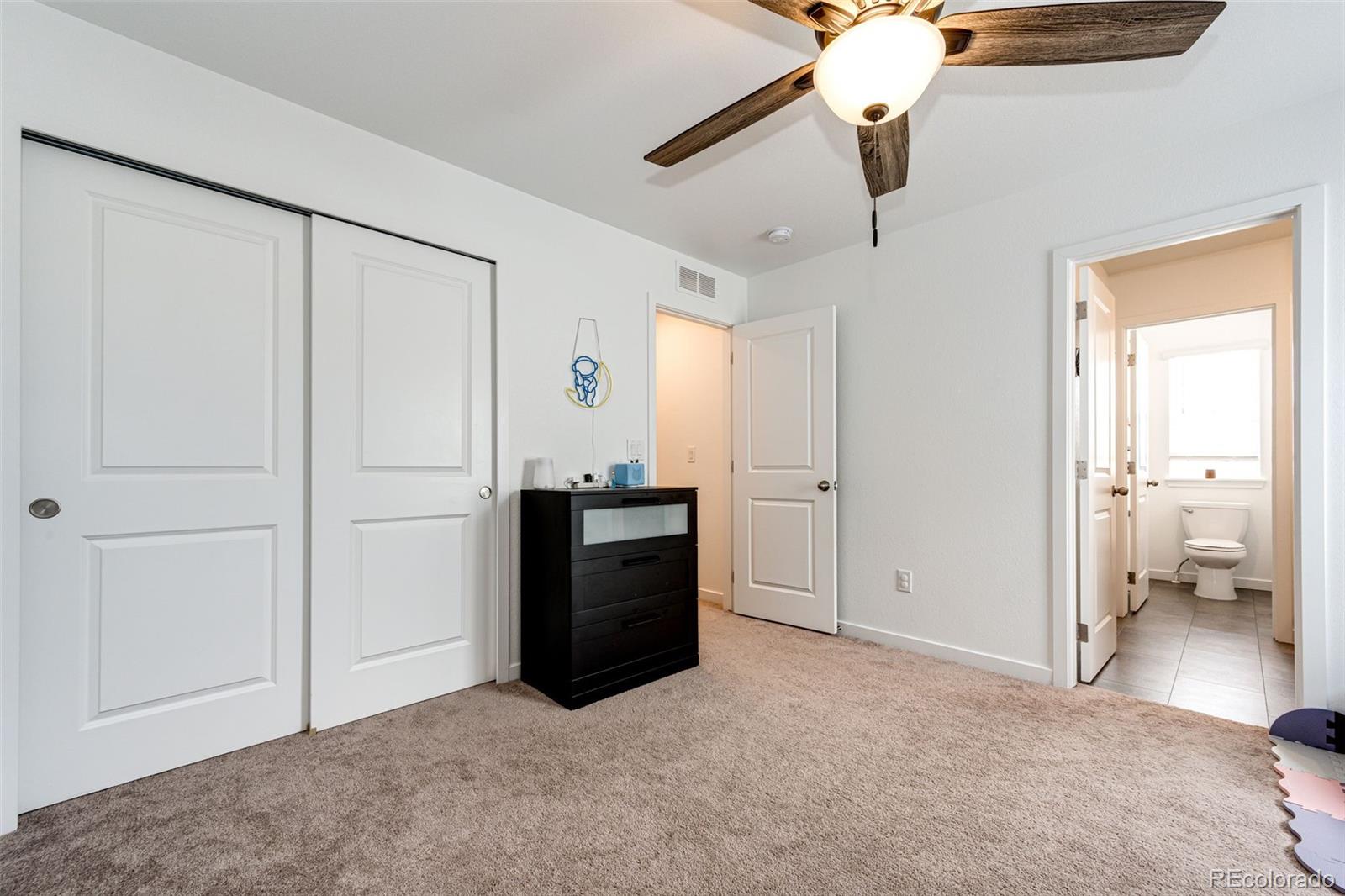 MLS Image #28 for 985 s elk way,aurora, Colorado