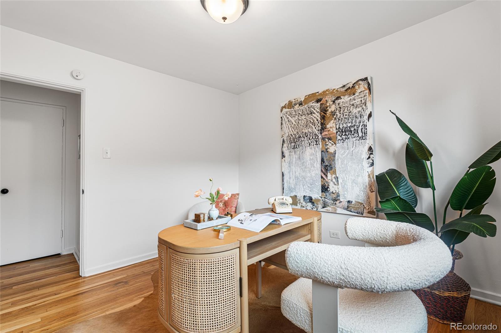 MLS Image #19 for 2100 n franklin street 5,denver, Colorado