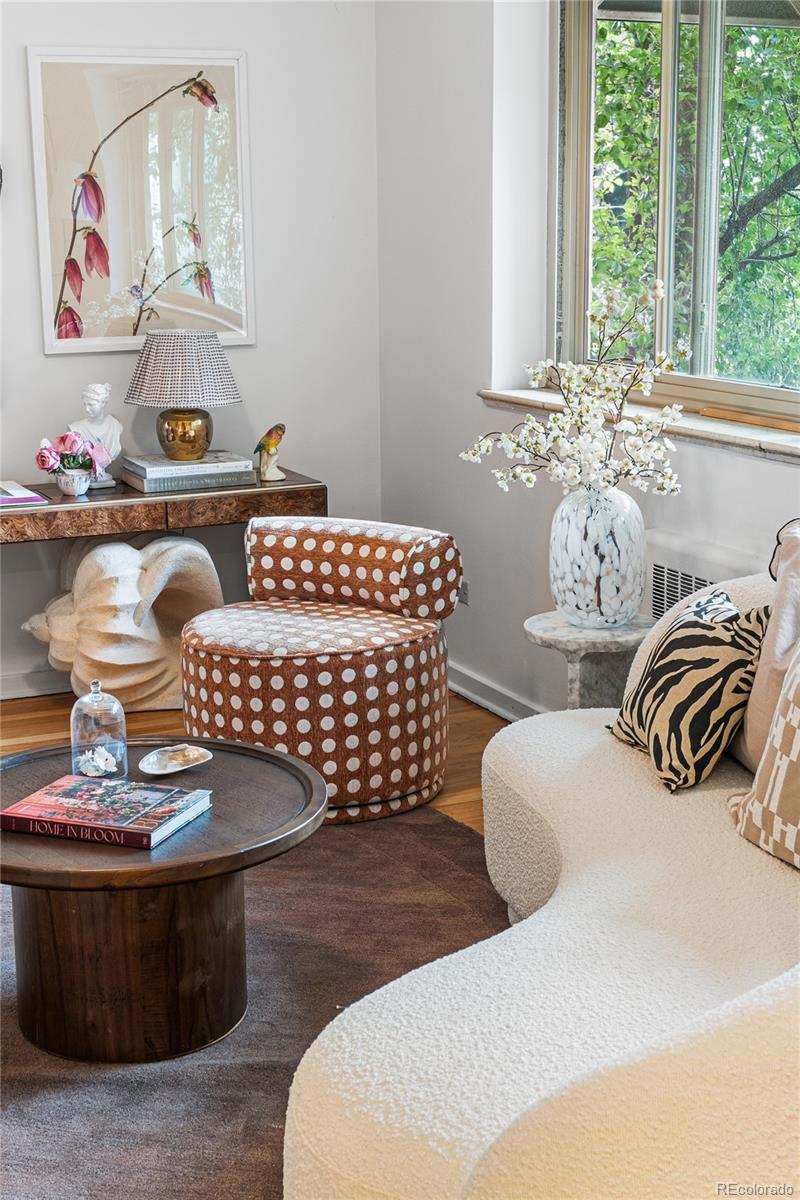 MLS Image #7 for 2100 n franklin street 5,denver, Colorado