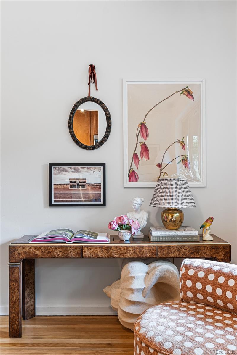 MLS Image #9 for 2100 n franklin street 5,denver, Colorado
