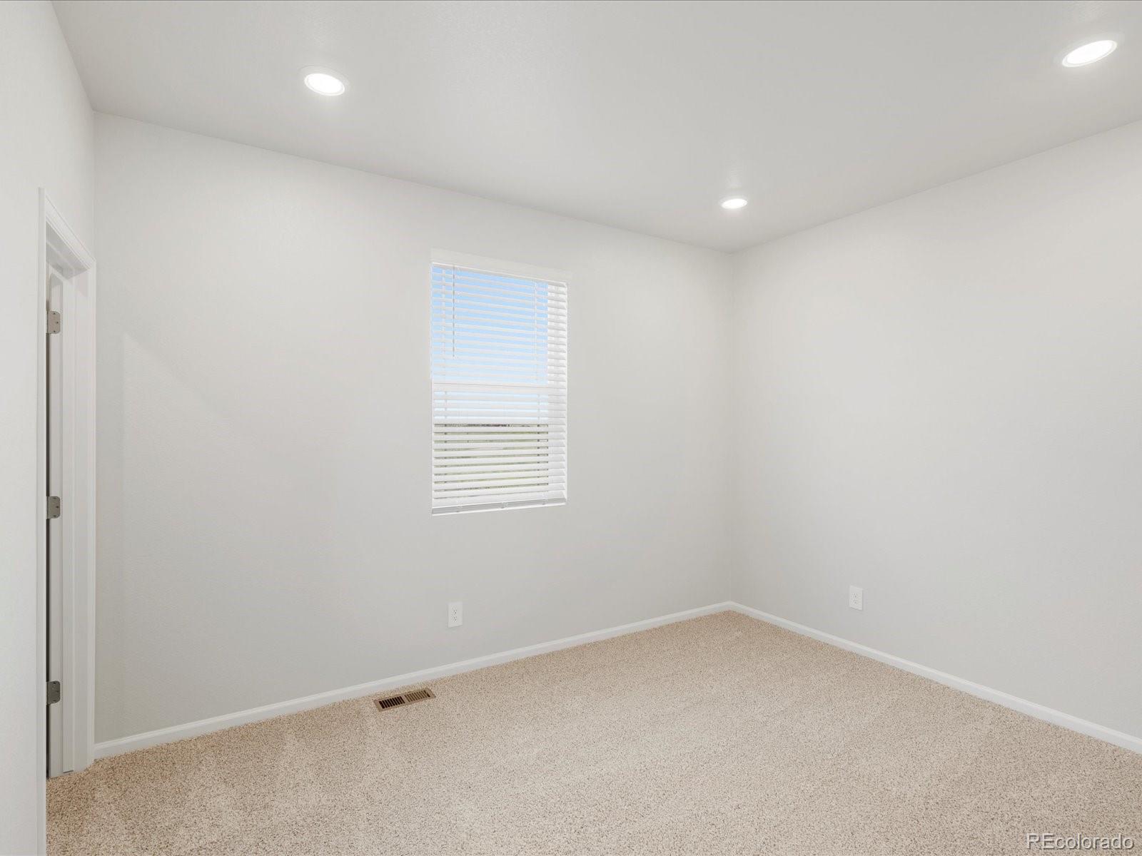 MLS Image #15 for 8809  sedalia street,commerce city, Colorado