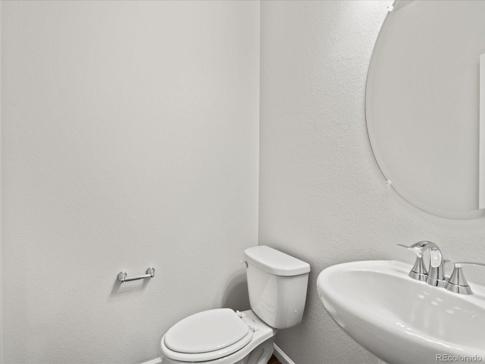MLS Image #4 for 8809  sedalia street,commerce city, Colorado