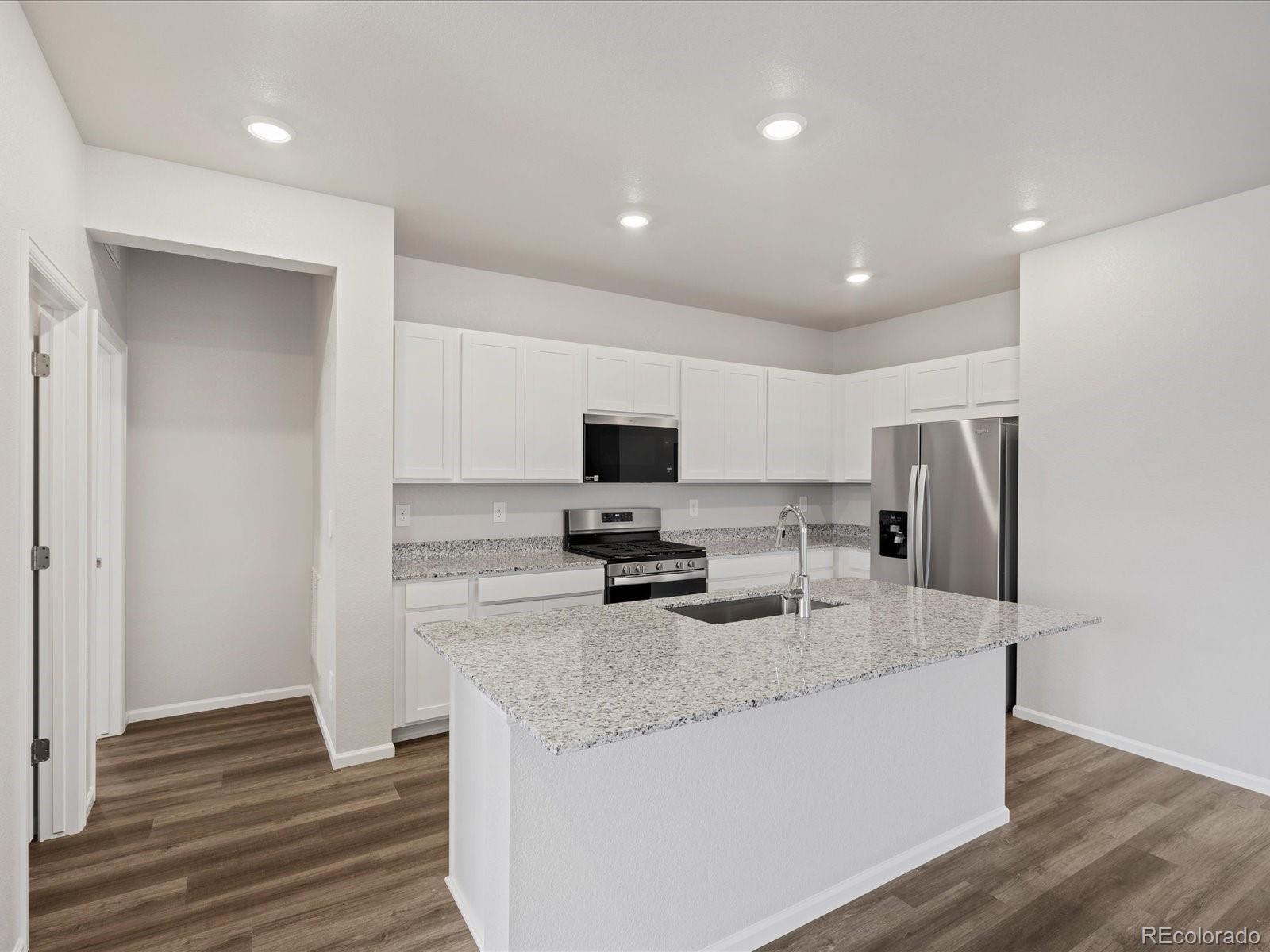MLS Image #9 for 8809  sedalia street,commerce city, Colorado