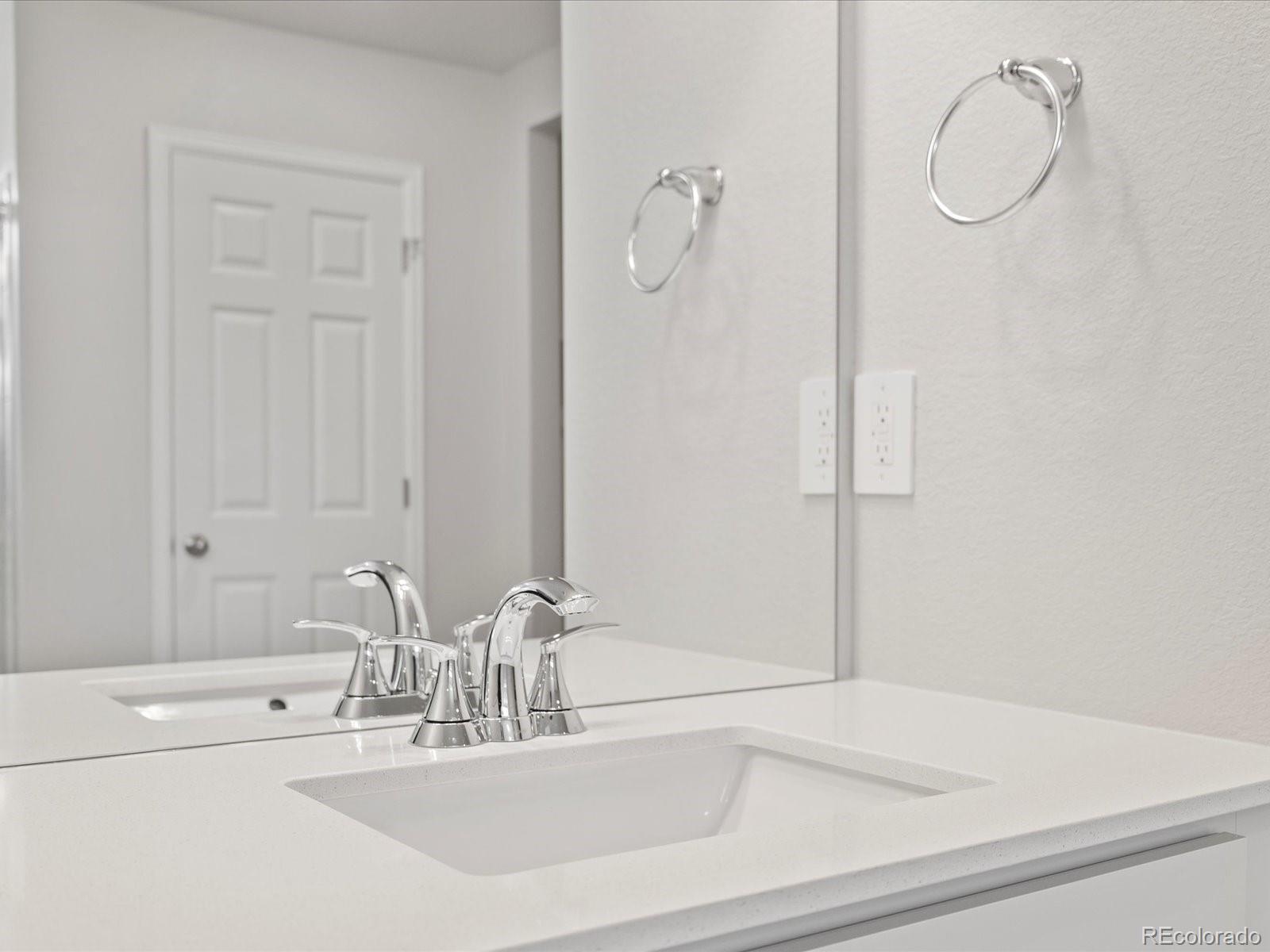 MLS Image #11 for 8819  sedalia street,commerce city, Colorado