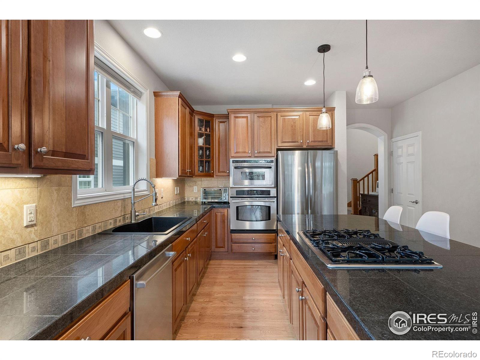 MLS Image #13 for 1043  terrace circle,boulder, Colorado