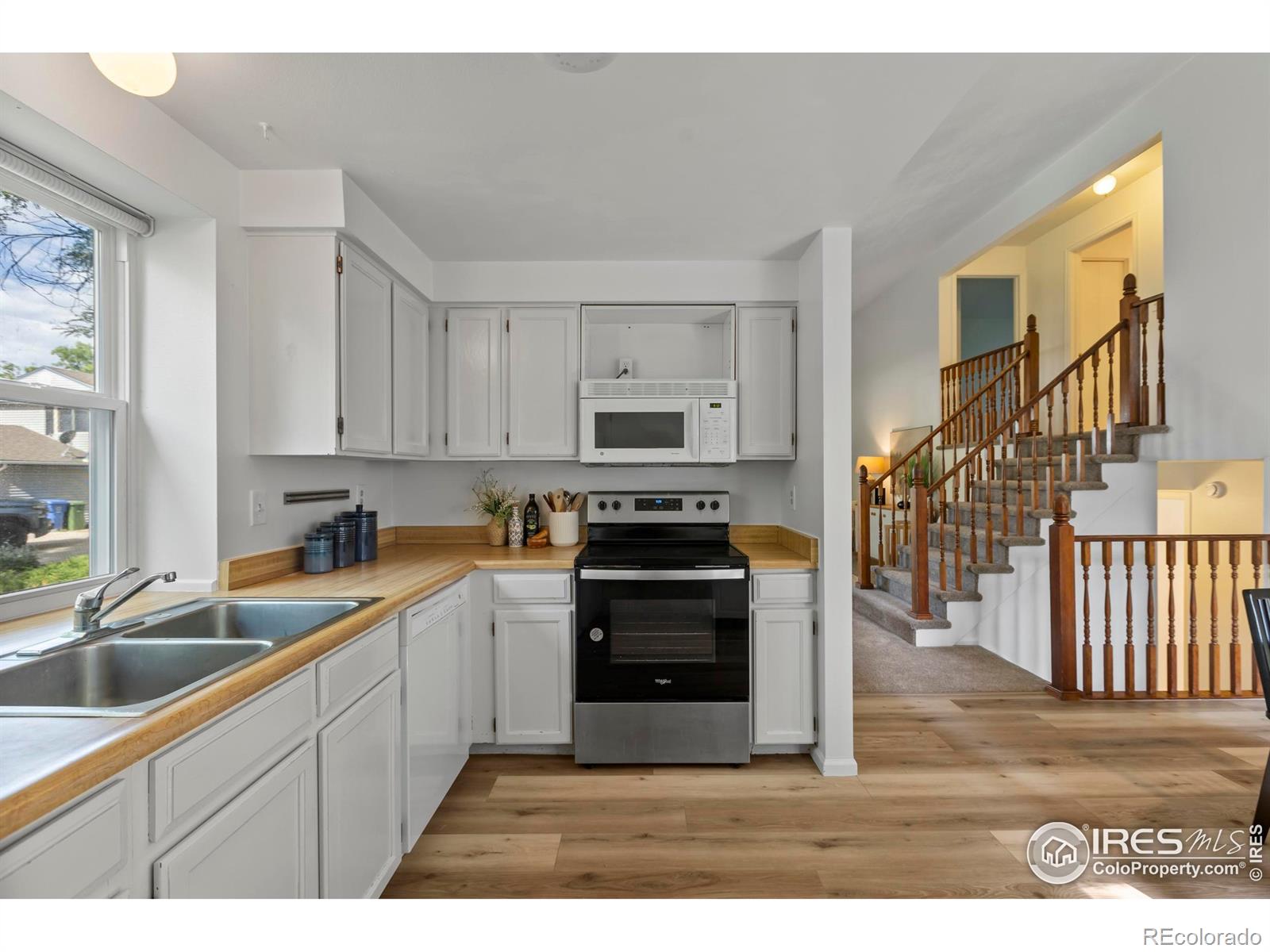 MLS Image #13 for 1221  bay court,loveland, Colorado