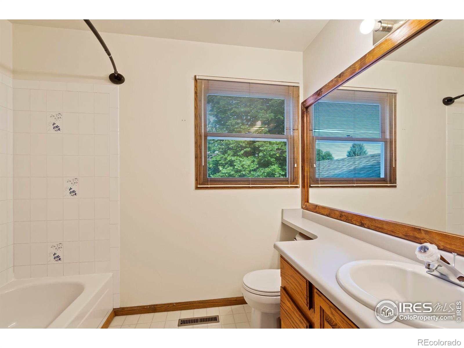MLS Image #31 for 1556  faraday circle,fort collins, Colorado