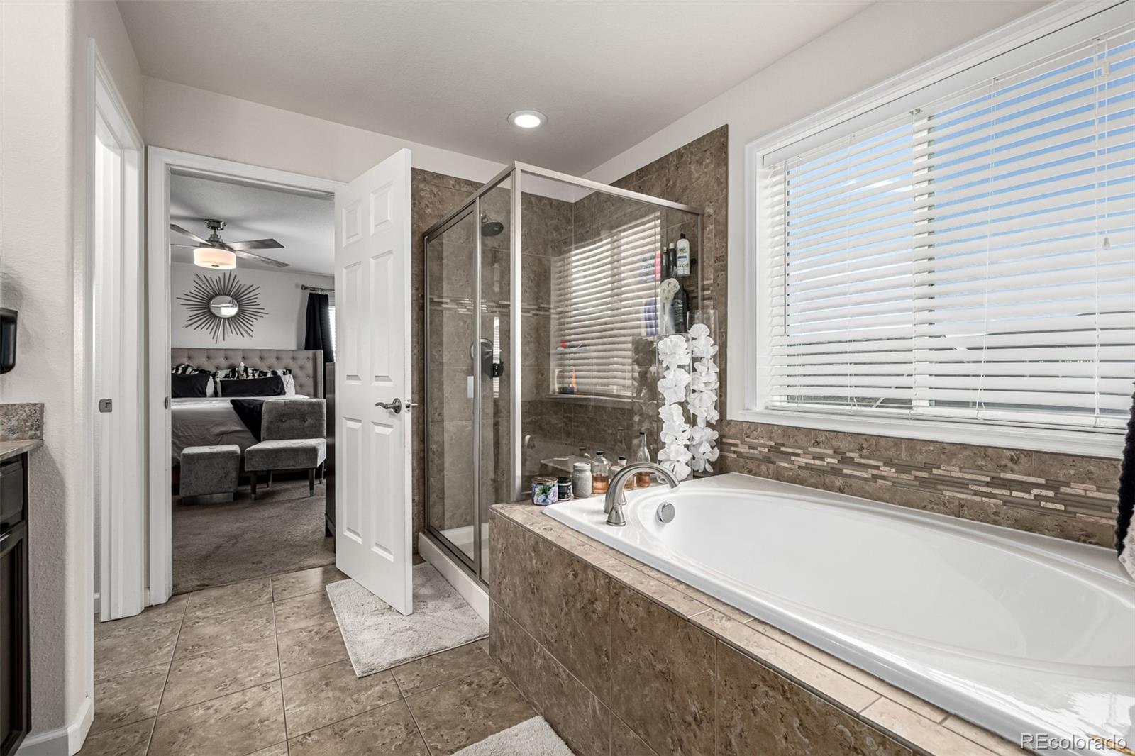 MLS Image #25 for 21271 e smoky hill road,centennial, Colorado