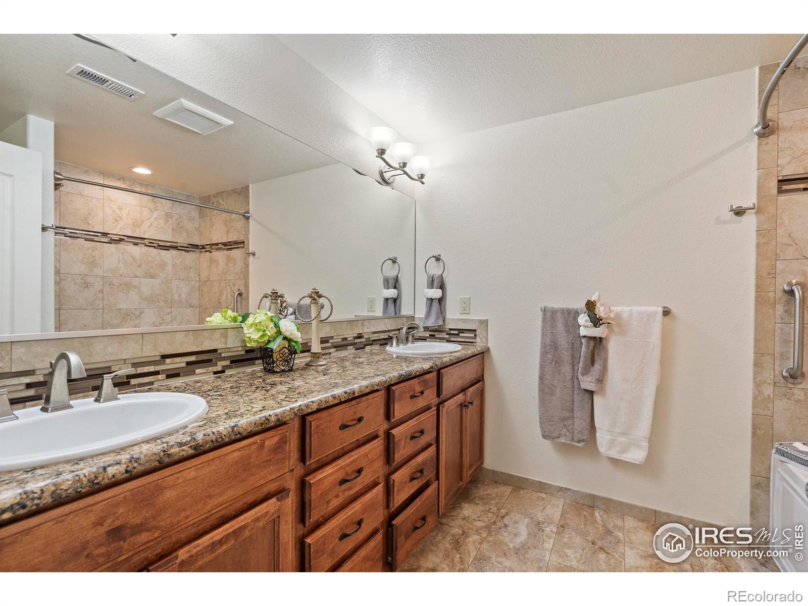 MLS Image #33 for 7401  turnbull court,windsor, Colorado