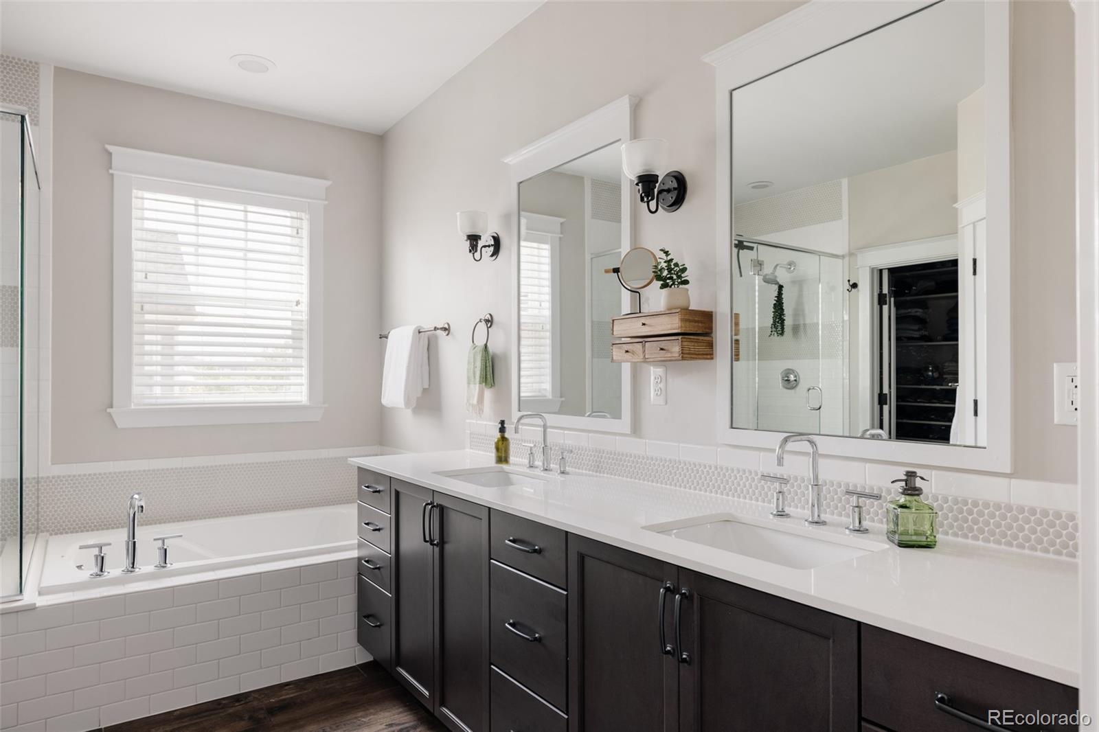 MLS Image #15 for 6072  chester street,denver, Colorado