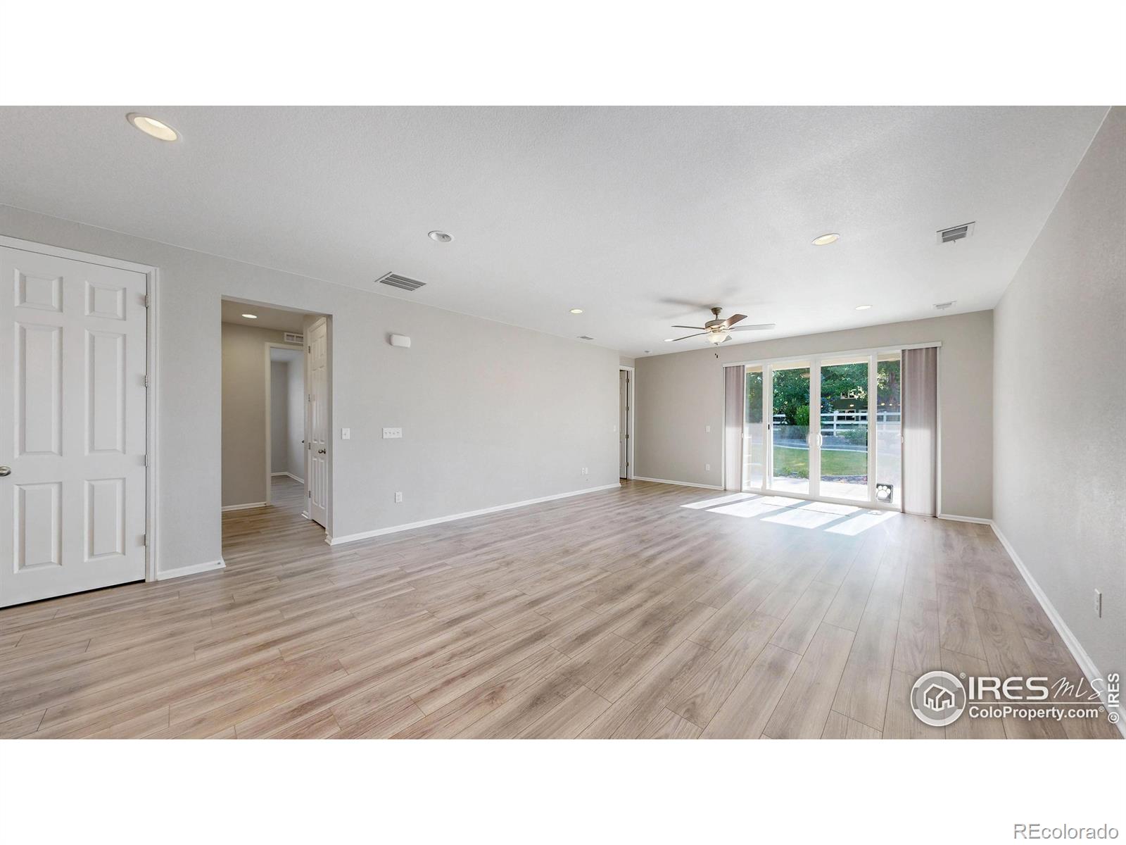 MLS Image #11 for 982  blue bell road,berthoud, Colorado