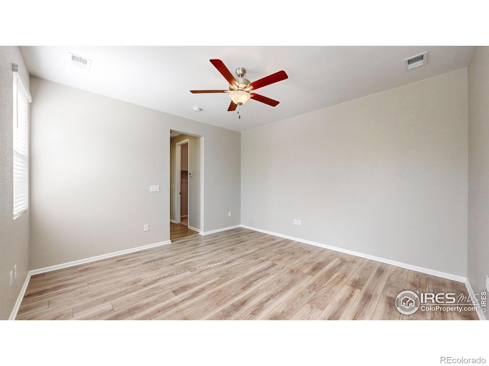 MLS Image #16 for 982  blue bell road,berthoud, Colorado