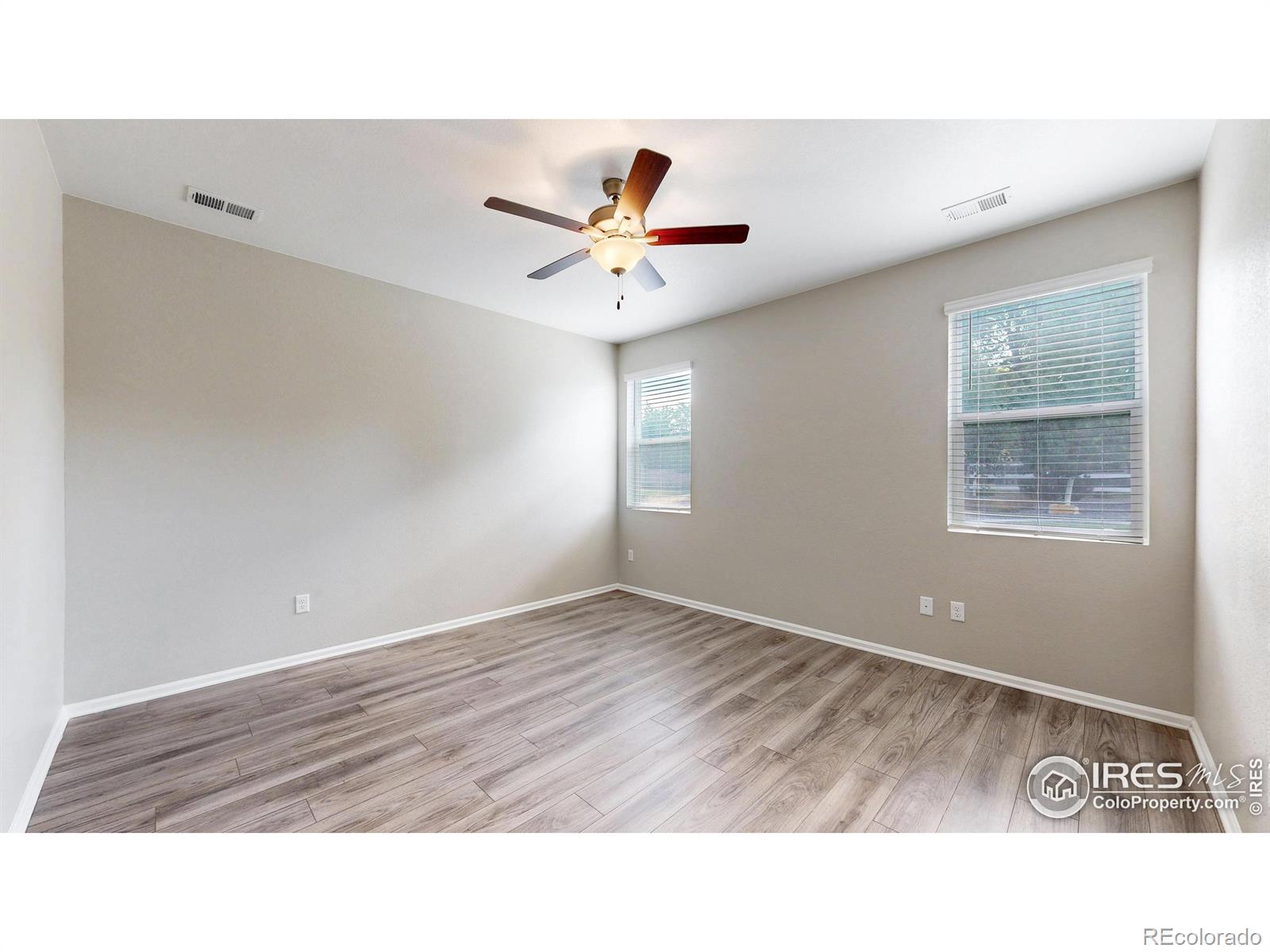 MLS Image #18 for 982  blue bell road,berthoud, Colorado