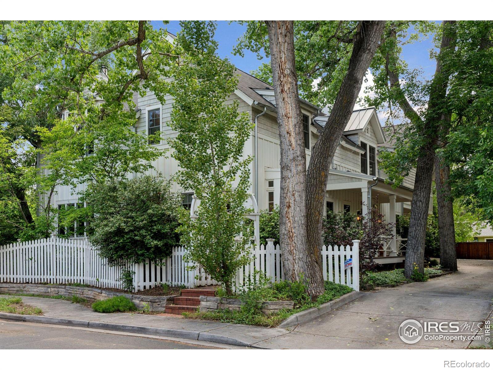 MLS Image #1 for 877  racquet lane,boulder, Colorado