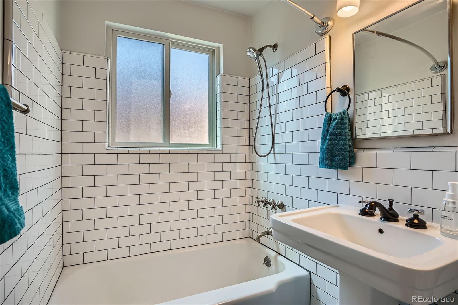 MLS Image #13 for 1523  ivy street,denver, Colorado
