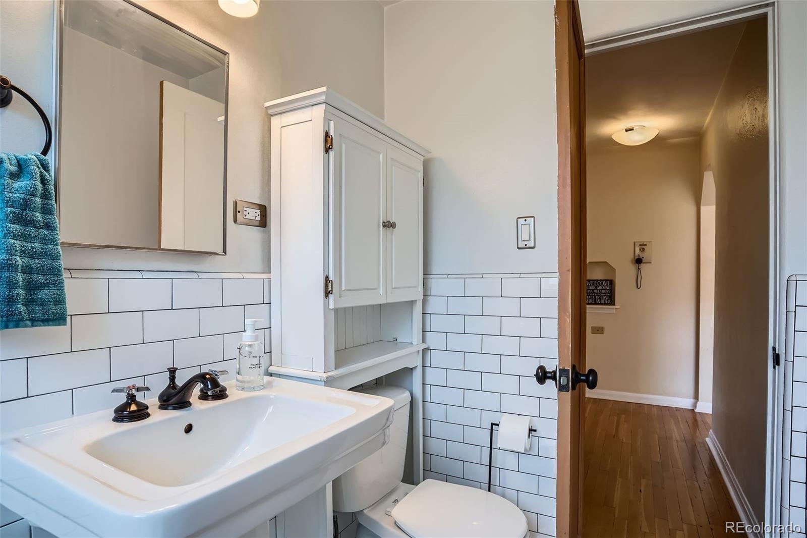 MLS Image #14 for 1523  ivy street,denver, Colorado