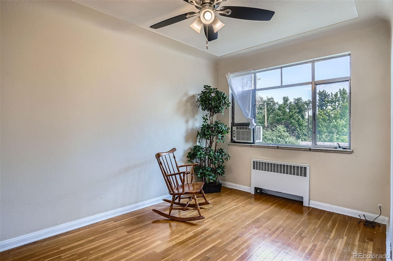 MLS Image #15 for 1523  ivy street,denver, Colorado