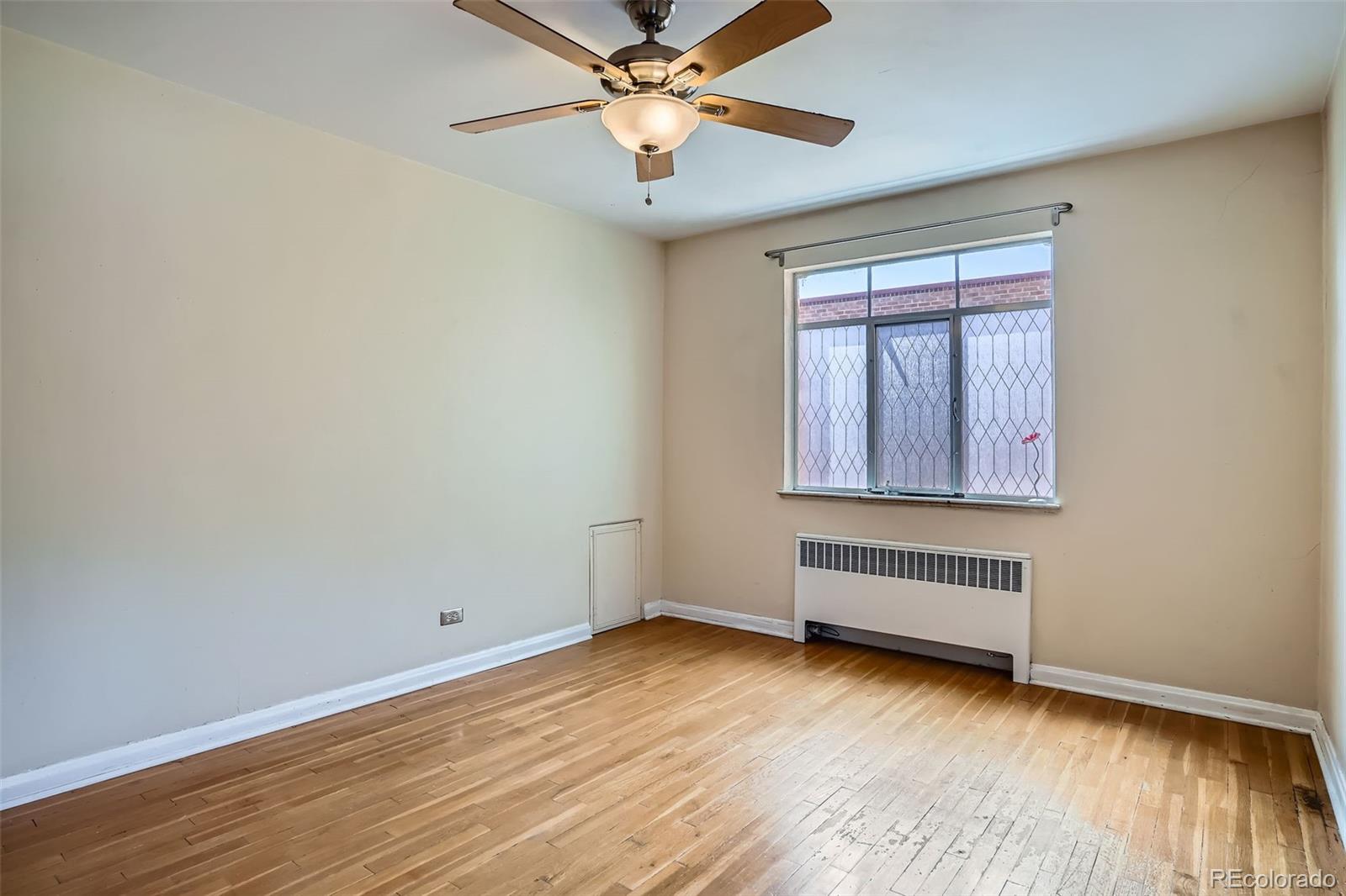 MLS Image #18 for 1523  ivy street,denver, Colorado