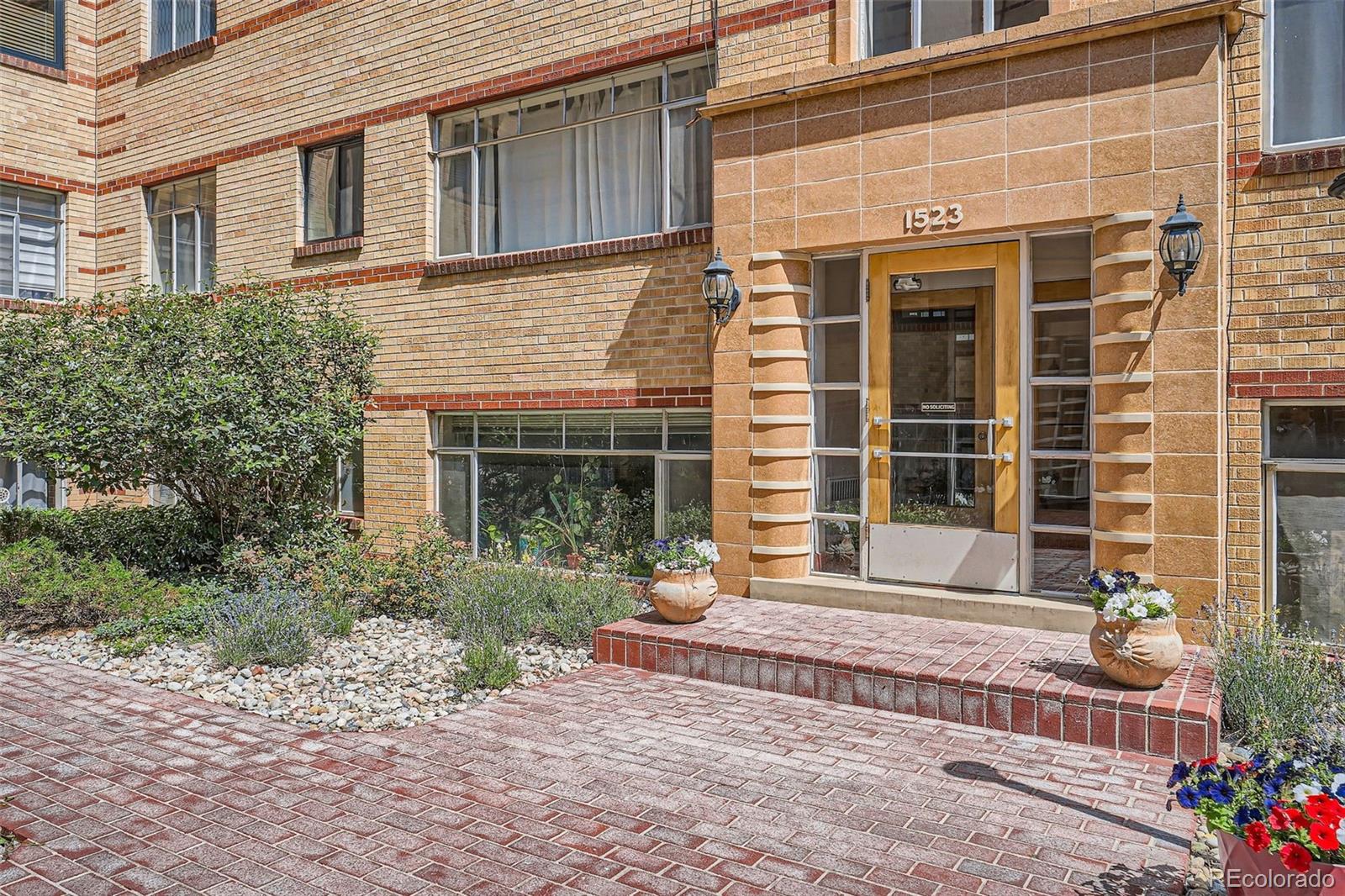 MLS Image #22 for 1523  ivy street,denver, Colorado