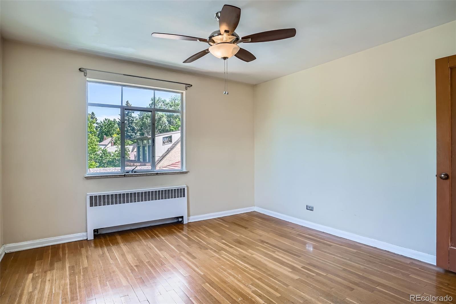 MLS Image #8 for 1523  ivy street,denver, Colorado