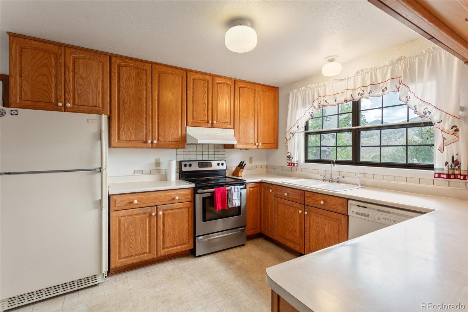 MLS Image #15 for 534  crestone avenue,salida, Colorado