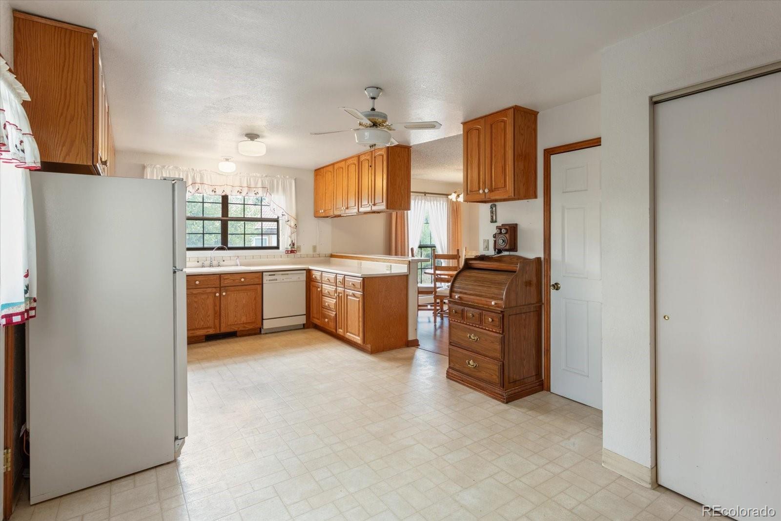 MLS Image #18 for 534  crestone avenue,salida, Colorado