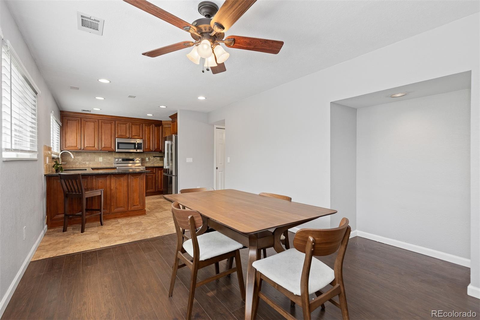 MLS Image #13 for 2366 s troy street,aurora, Colorado