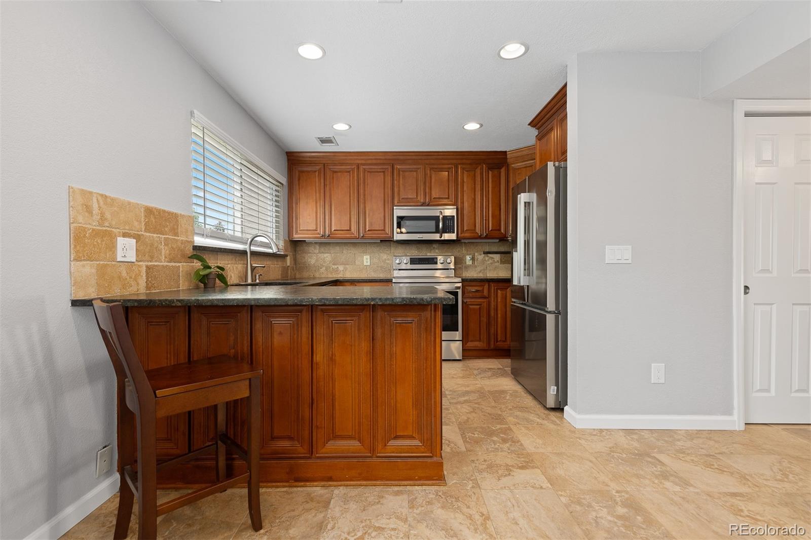 MLS Image #17 for 2366 s troy street,aurora, Colorado