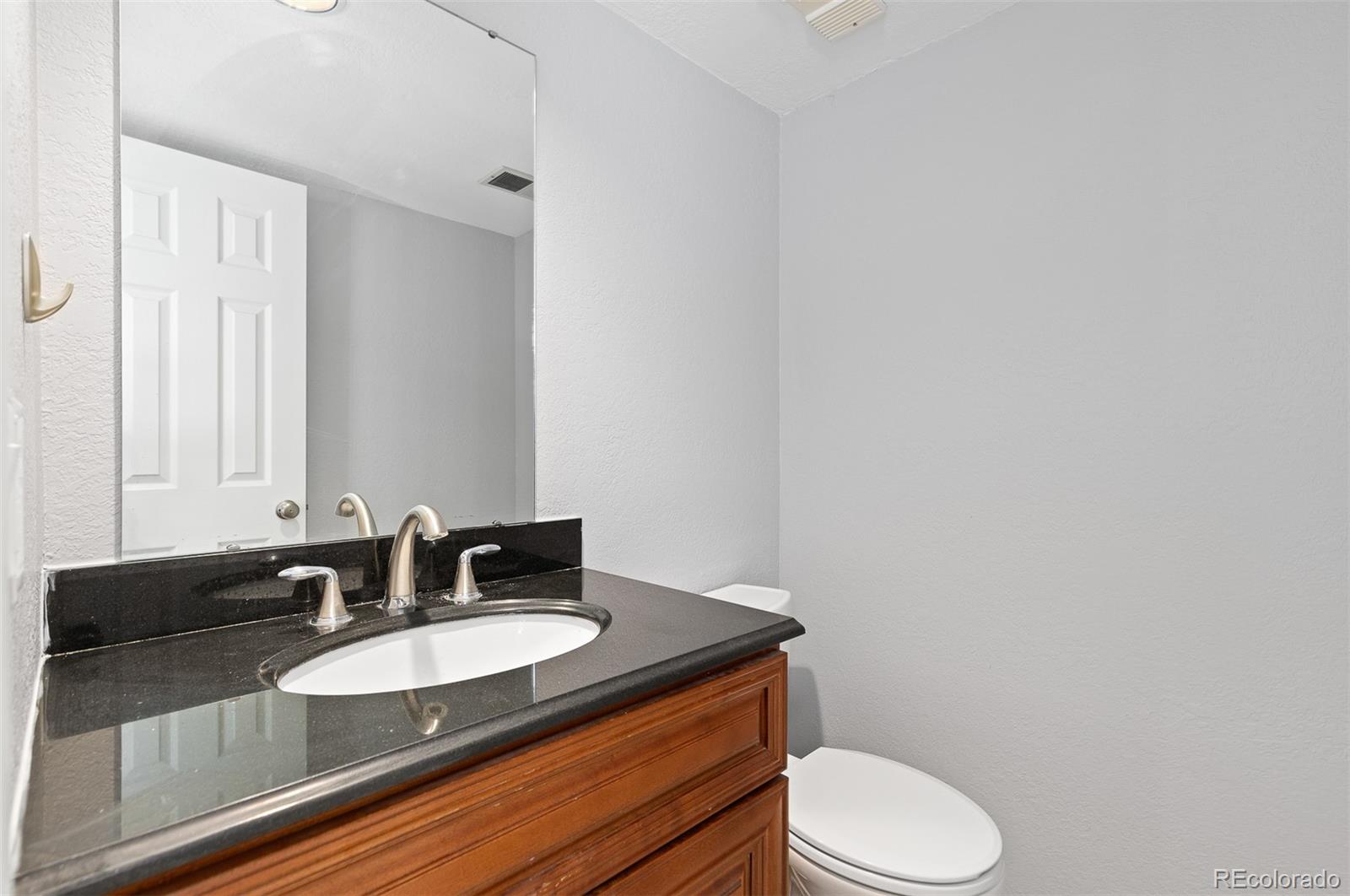 MLS Image #18 for 2366 s troy street,aurora, Colorado
