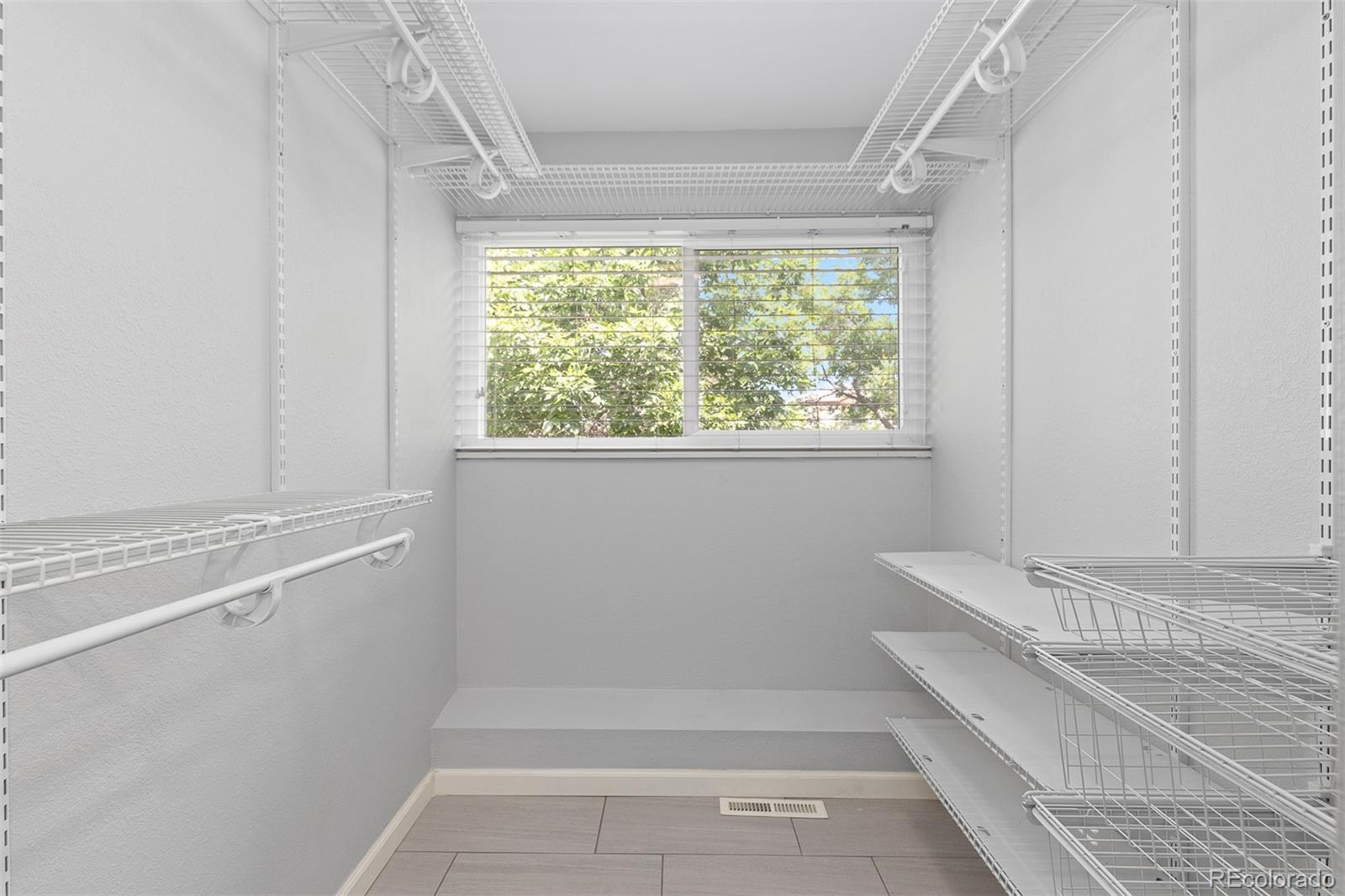 MLS Image #25 for 2366 s troy street,aurora, Colorado