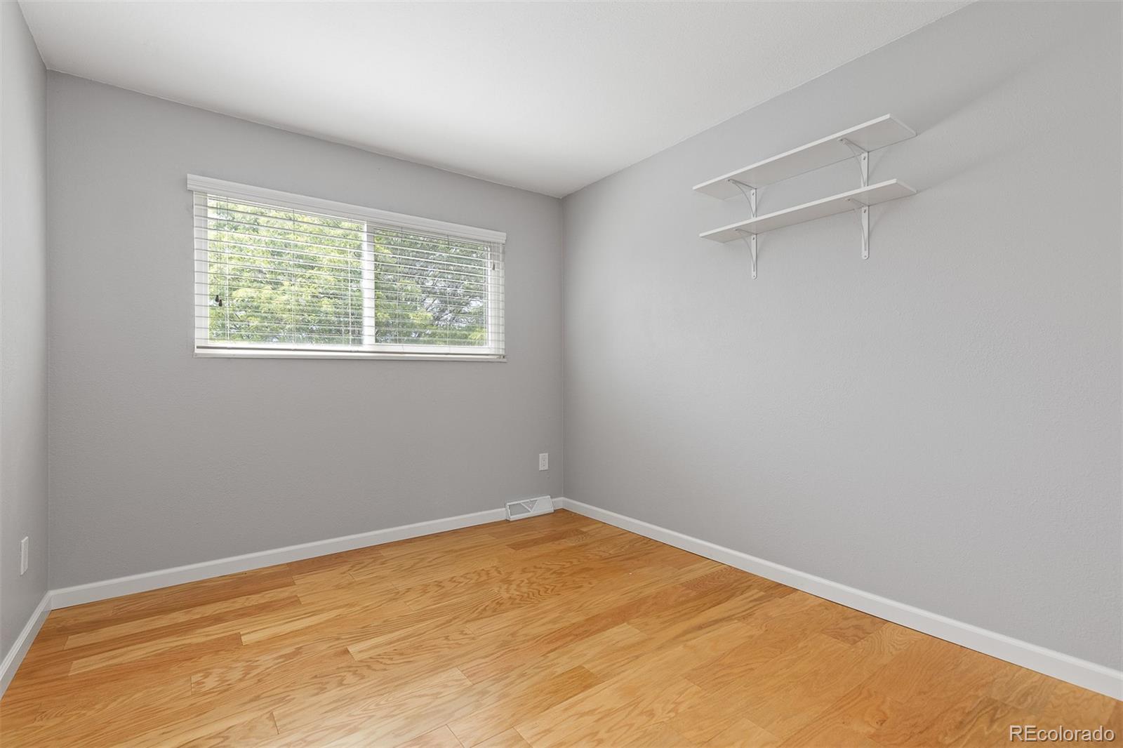 MLS Image #28 for 2366 s troy street,aurora, Colorado