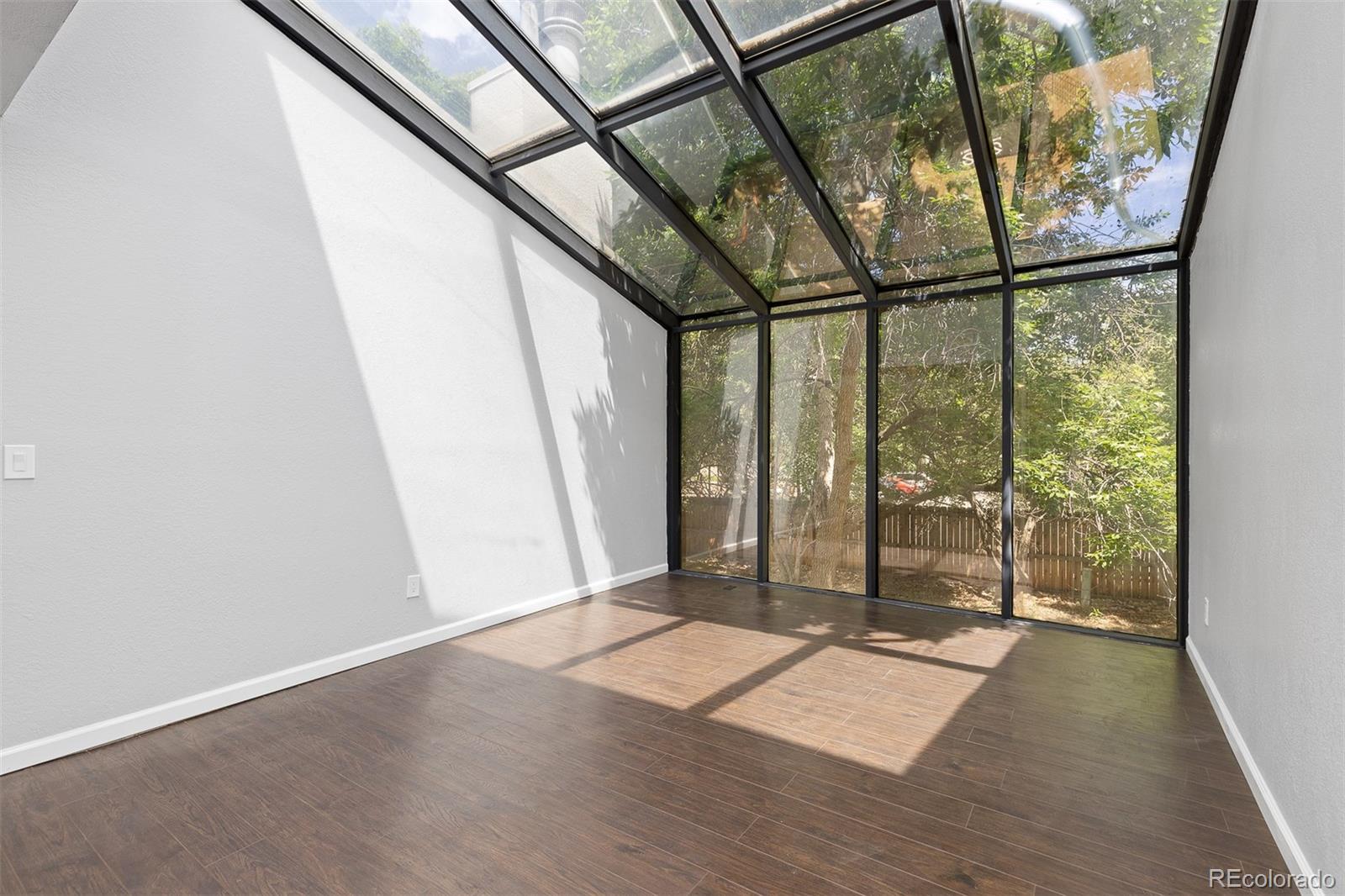 MLS Image #6 for 2366 s troy street,aurora, Colorado