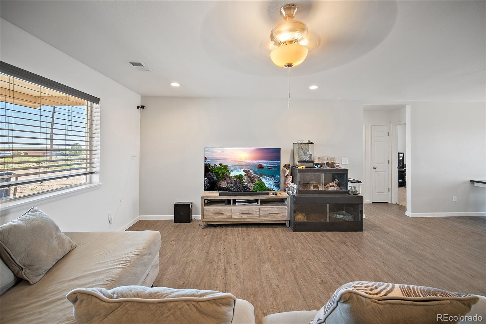MLS Image #18 for 848 e loma drive,pueblo, Colorado